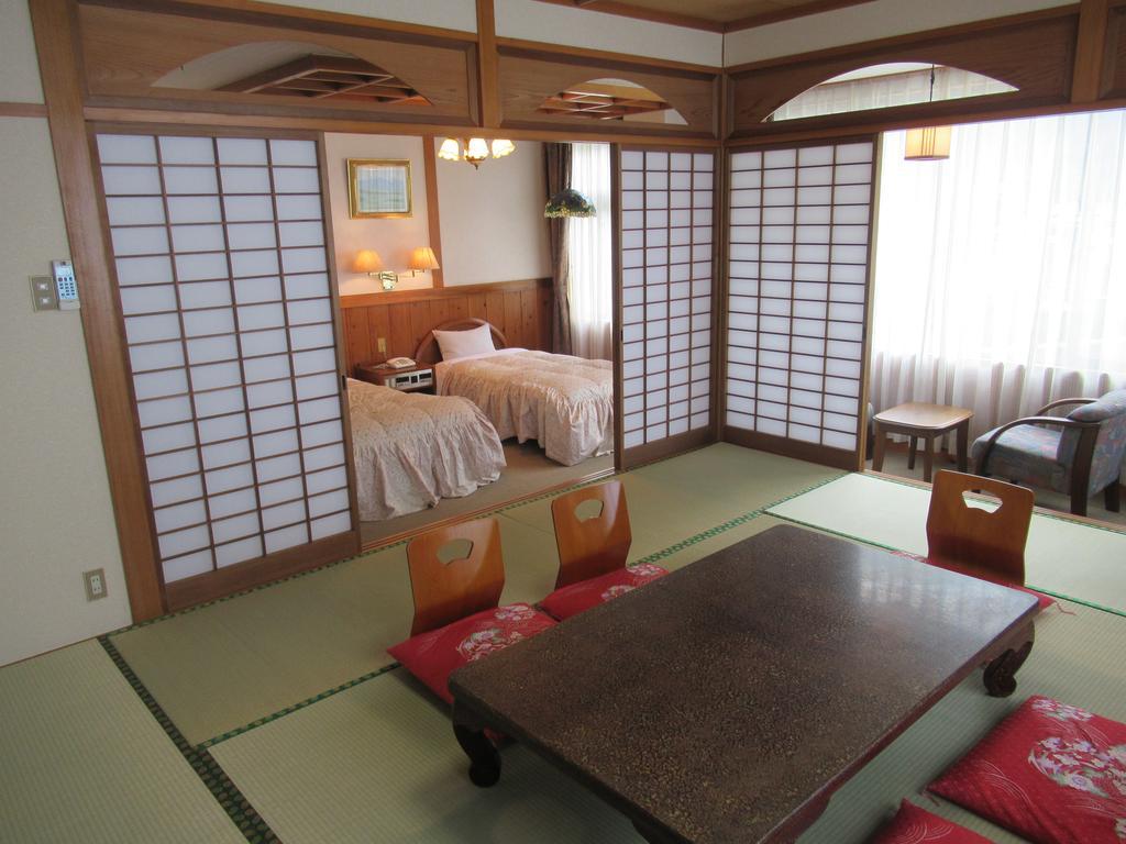Amagase Onsen Hotel Suikoen ฮิตะ ภายนอก รูปภาพ