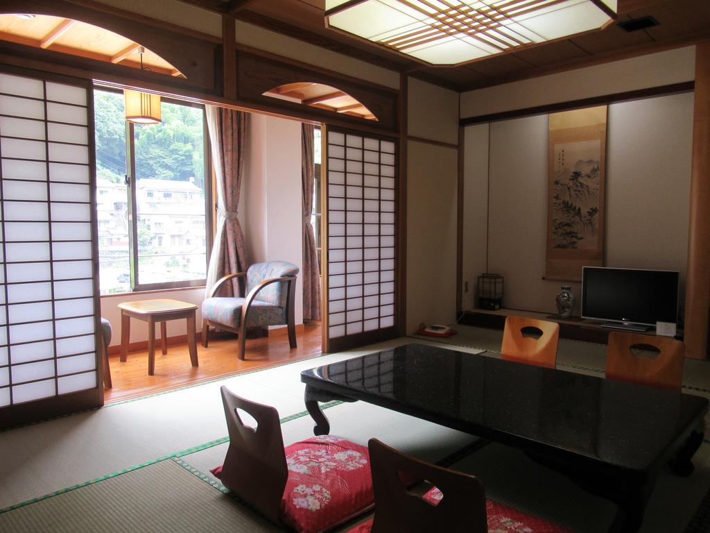Amagase Onsen Hotel Suikoen ฮิตะ ภายนอก รูปภาพ