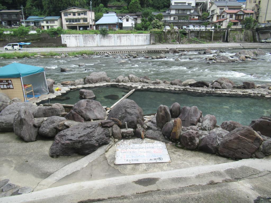 Amagase Onsen Hotel Suikoen ฮิตะ ภายนอก รูปภาพ